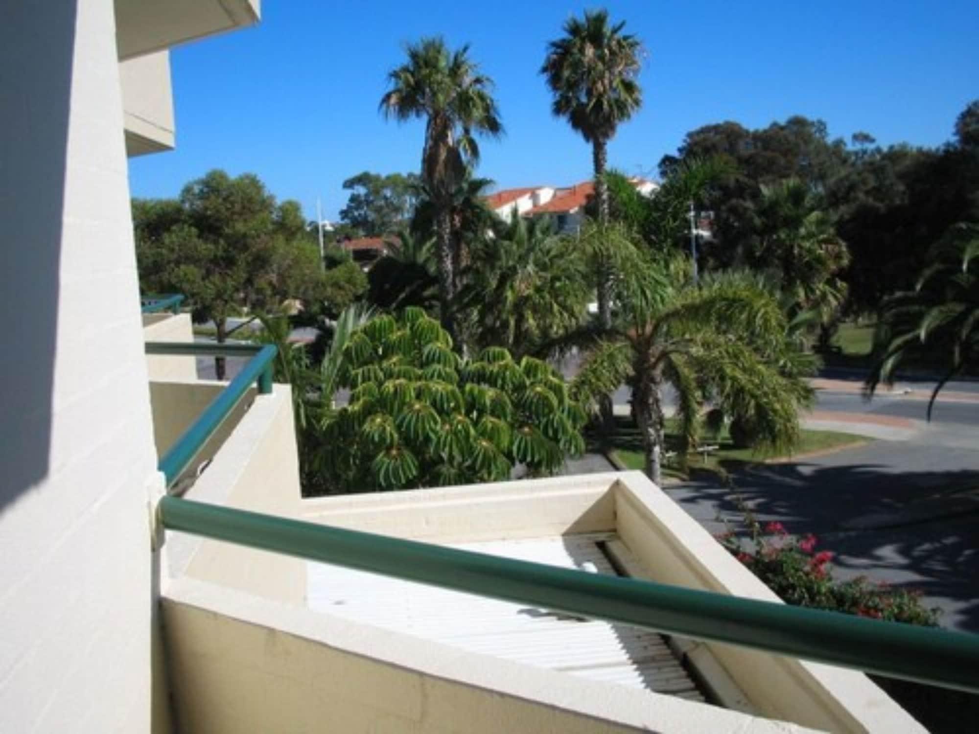 Atrium Hotel Mandurah Zewnętrze zdjęcie
