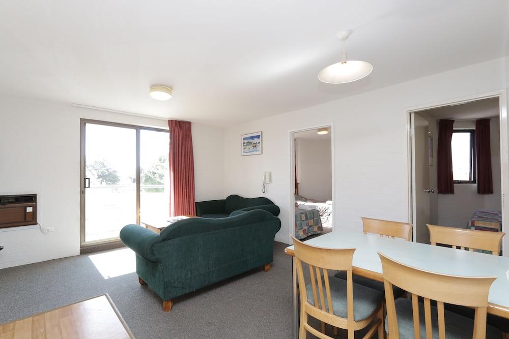 Atrium Hotel Mandurah Zewnętrze zdjęcie