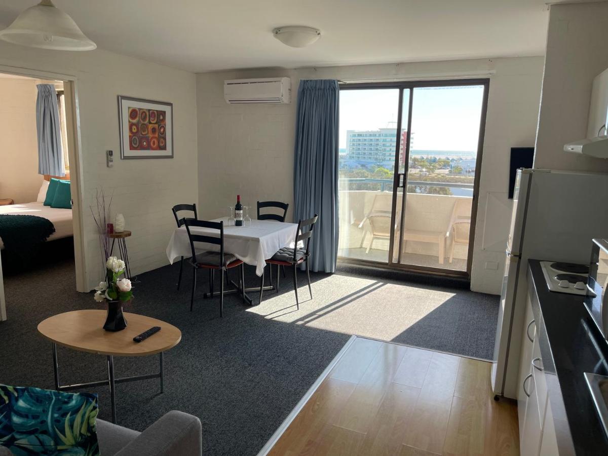 Atrium Hotel Mandurah Zewnętrze zdjęcie