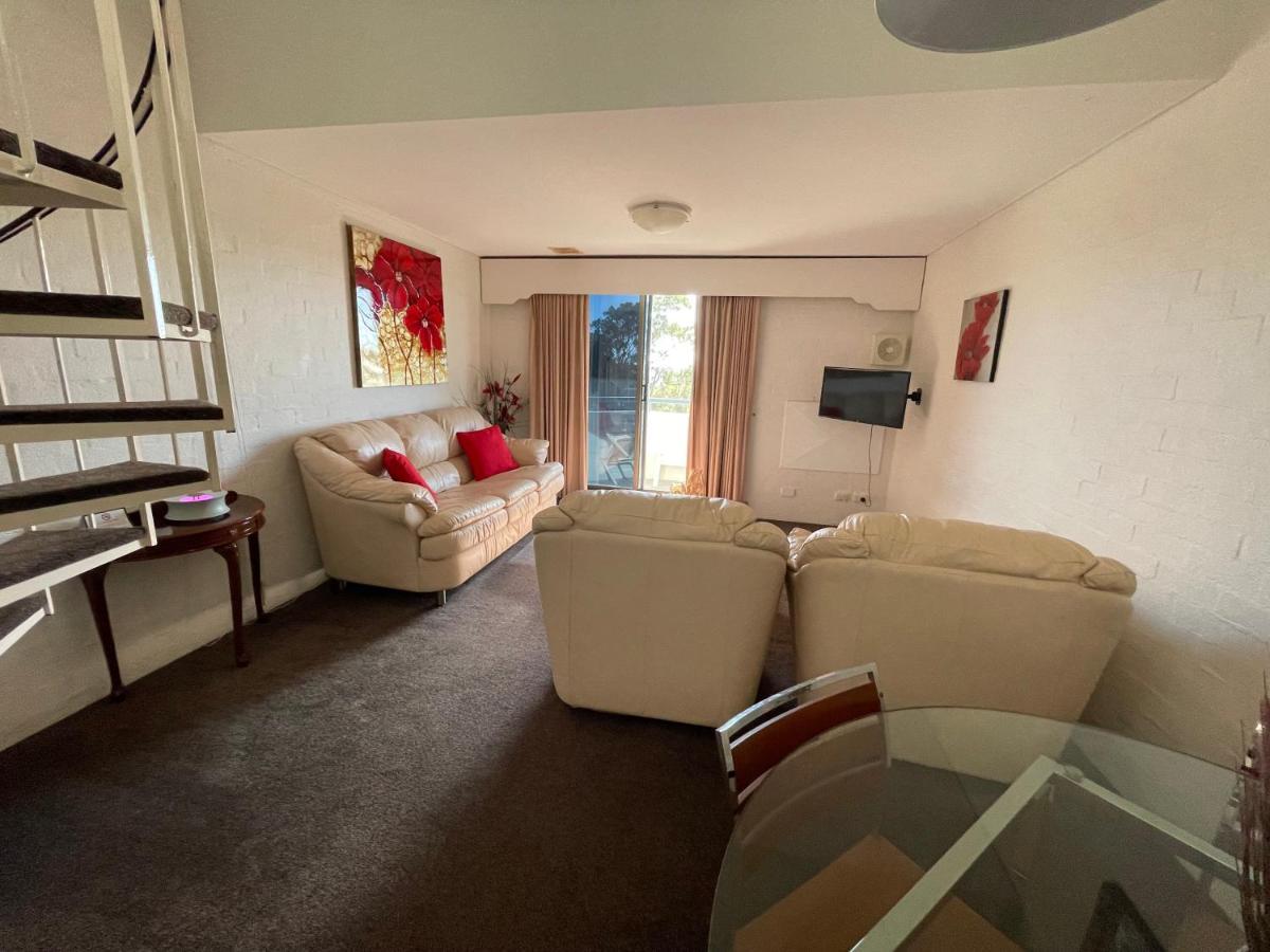 Atrium Hotel Mandurah Zewnętrze zdjęcie