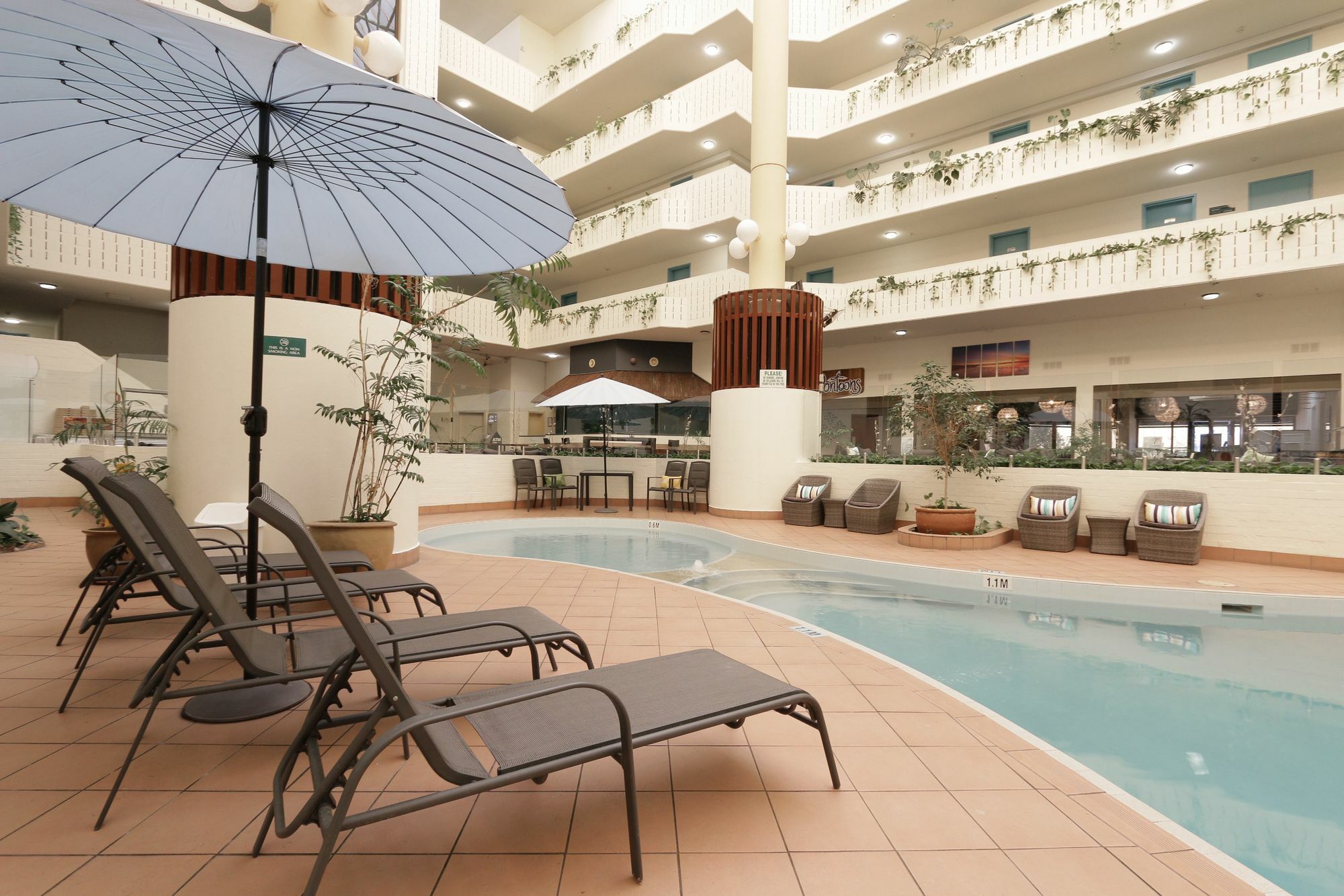 Atrium Hotel Mandurah Zewnętrze zdjęcie